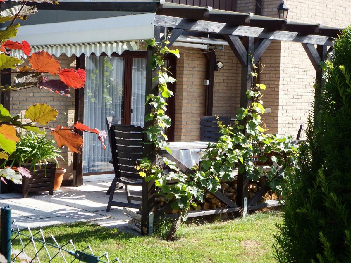 Nette Ferienwohnung Mit Eigenem Eingang Und Sonnenterrasse Idstein Exterior photo